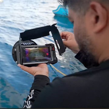 DIVEVOLK  Katlanabilir Ekran Gölgeliği